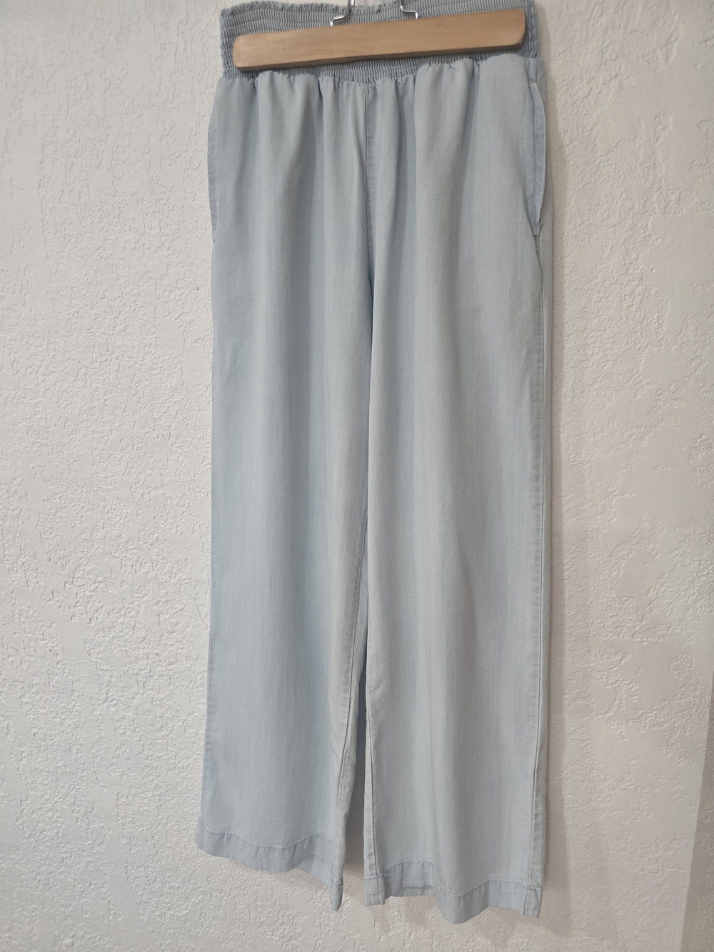 For The Republic Lightweight Pale Blue Wide Leg Pants w/ Smocked Elastic Waist-M